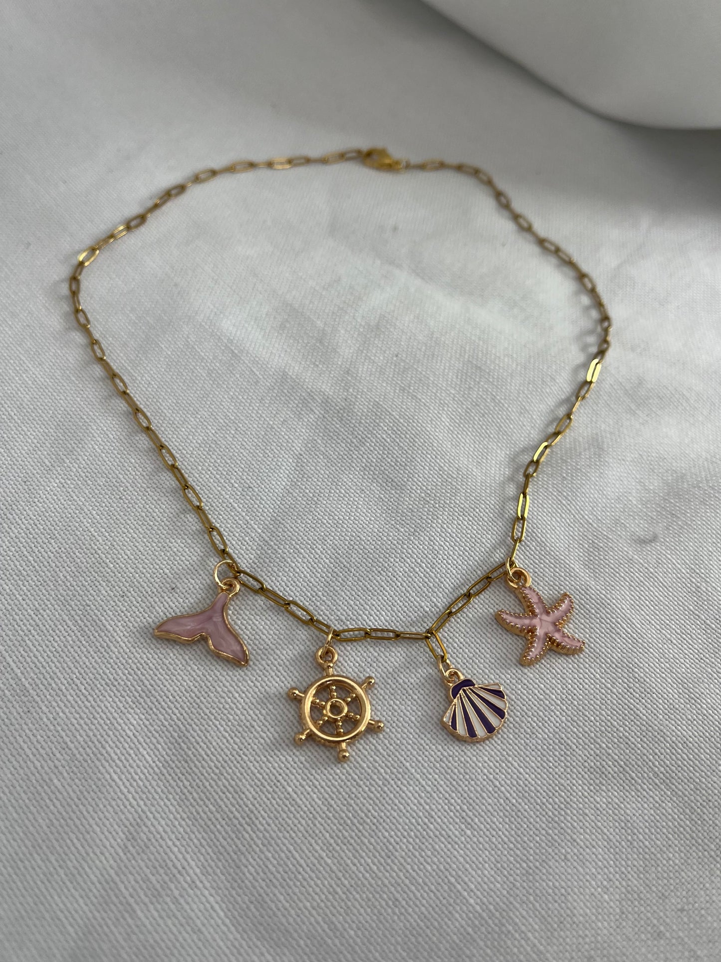 COLLIER AURORA