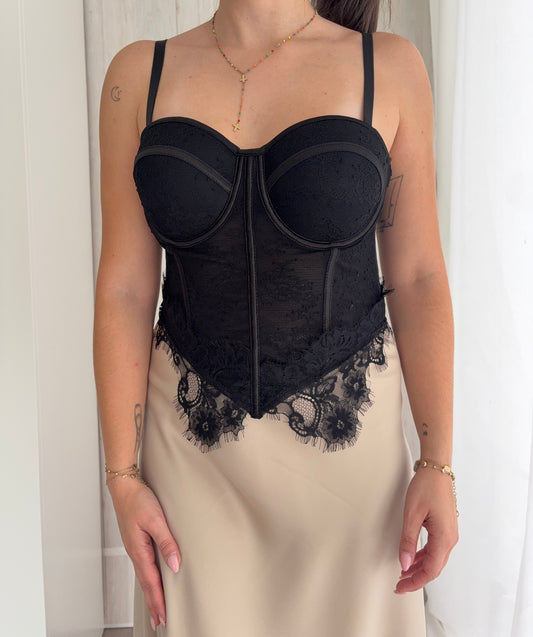 Corset noir en dentelle